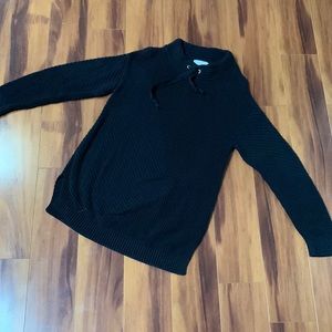 NWOT black tunic sweater